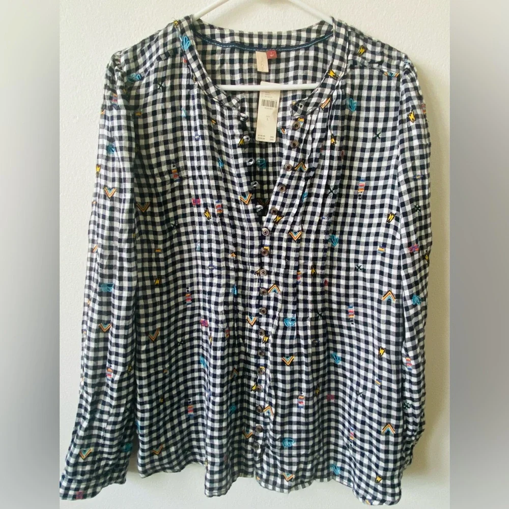 Pilcro embroidered black and white gingham button down shirt L - Picture 4 of 6